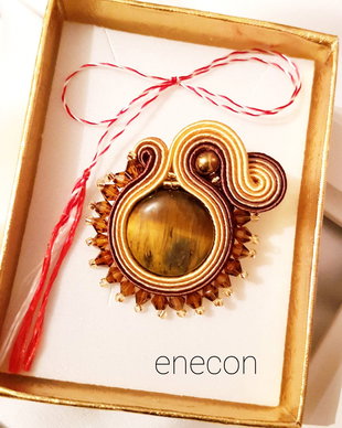 Brosa-martisor soutache cu ochi de tigru