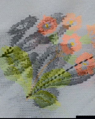 Napron brodat cu flori