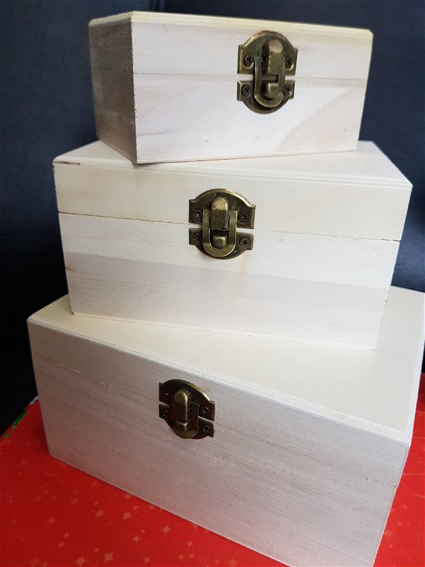 Set 3 cutii tip cufăr