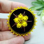 Brosa-martisor Floare Galbena