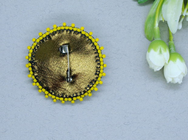 Brosa-martisor Floare Galbena - la comanda
