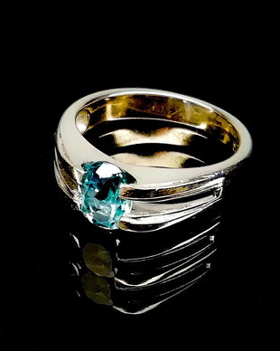 Inel topaz