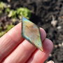 Cabochon labradorit.2