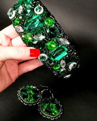 VANDUT -Set Bentita/ Lovely Green si cercei