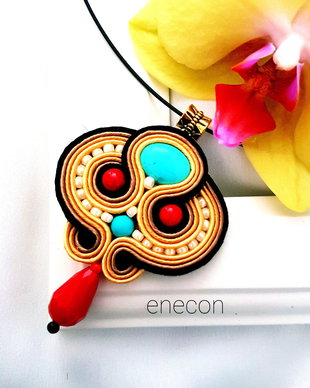 Pandantiv soutache turcoaz cu rosu