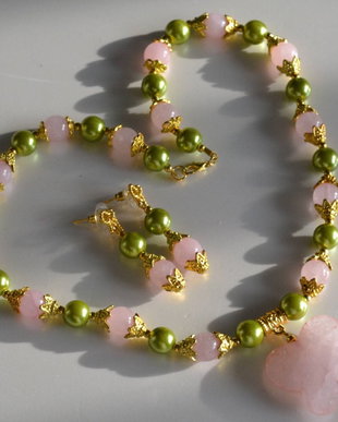 Cuartz roz - Perle - Fluture