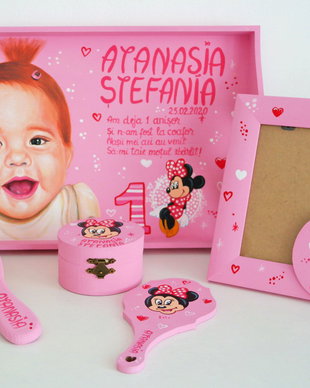 Set Mot pictat cu portret si Minnie Mouse
