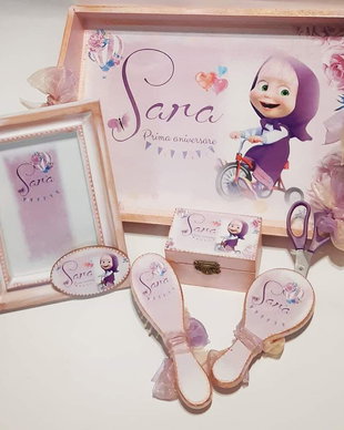 Set tava mot fetite, tema Masha