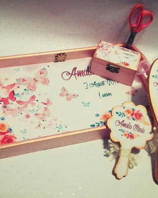 Set tava mot fete, tema Fluturi