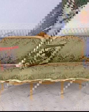 Sofa baroc din lemn masiv auriu cu tapiterie din matase verde