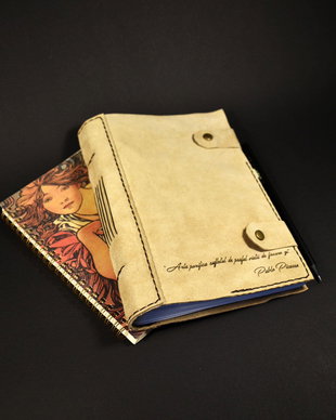 Agenda/Jurnal din piele naturala reciclata, cusut manual si personalizat
