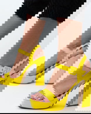 Sandale Poste Galbene