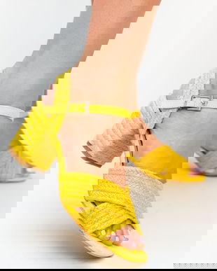 Sandale Cieran Galbene