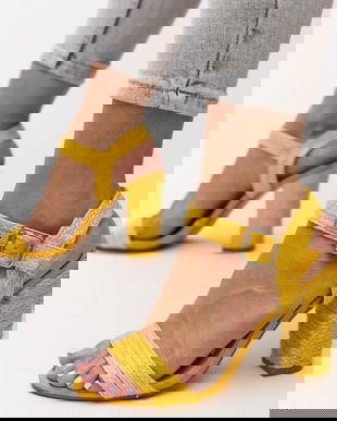 Sandale Ameera Galbene