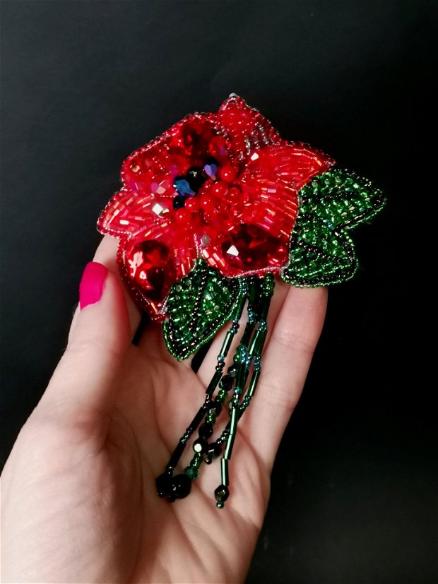 VANDUT Brosa - Radiant Red Flower