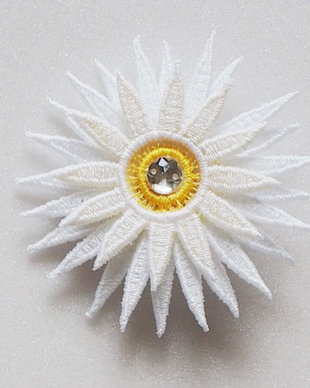 Brosa Alba Floare Margareta