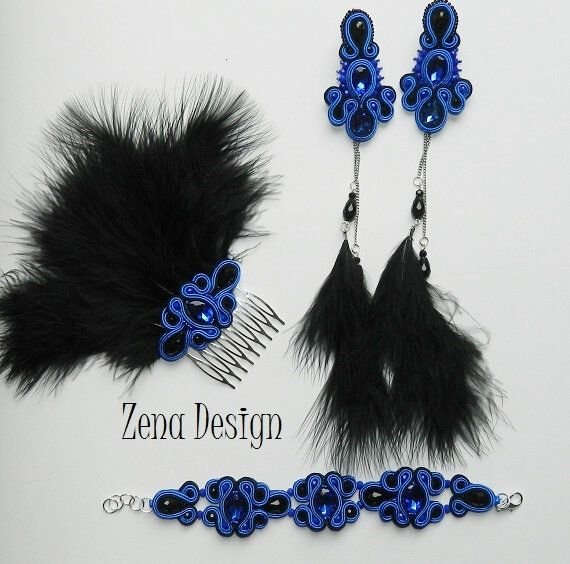 Set bijuterii albastru regal cu pene Great Gatsby style  bijuterii brodate cu cristale şi pene de marabu - Cercei, bratara şi pieptene de păr cu pene negre