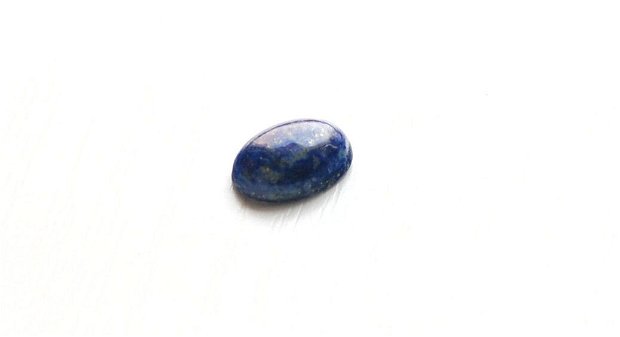 Cabochon  Lapis Lazuli - L171