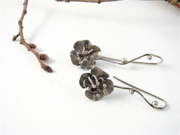 Cercei lungi, flori de cires din argint 925 partial oxidat
