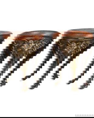 Scaun din fonta masiva cu blat din lemn