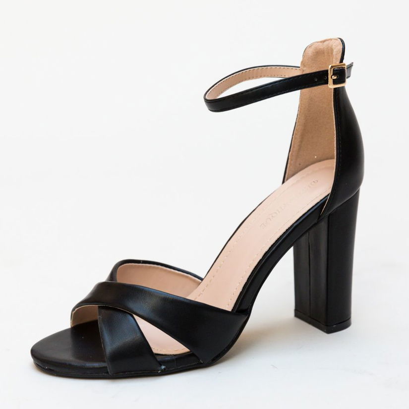 Sandale Kaye Negre