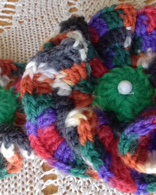 maci multicolori crosetati
