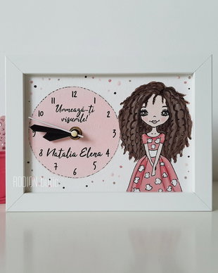 Ceas personalizat handmade pictat manual fetita
