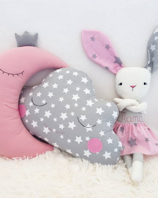 Balerina iepuraș cu nume si 2 perne decorative