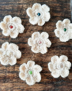 Floricele crosetate manual