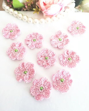 6 floricele roz crosetate manual