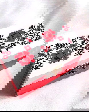 cutie cu motiv traditional 33787