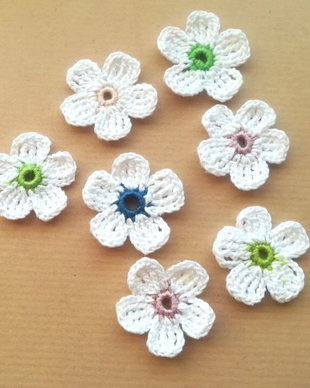 Floricele crosetate manual
