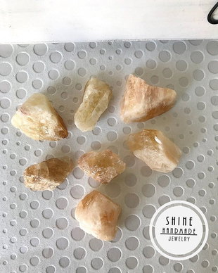 Bucati citrin brut 3,3x2 cm