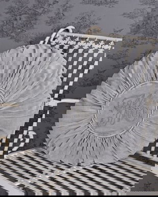 Pernuta decorativa rotunda