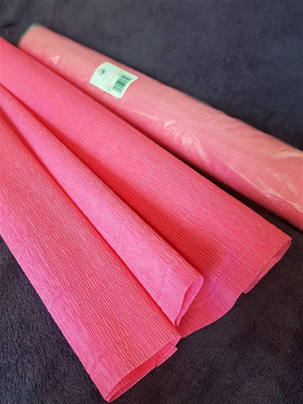 Hârtie floristica (50cmx2,5m) roz bonbon