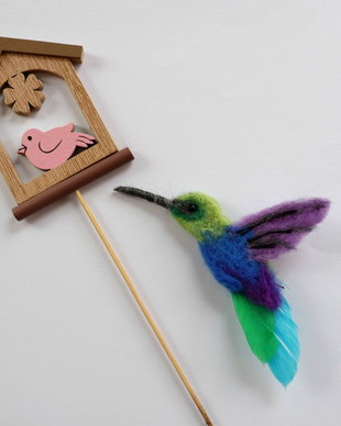 Brosa  din lana impaslita`Colibri`