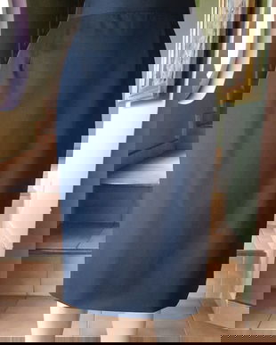 EXCEPTIONALA FUSTA ESCADA AUTENTICA 100% ,OFFICE /ELEGANTA LANA FINA MARIME 36