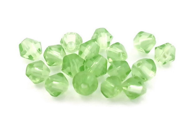 Margele din sticla, biconice, 3 mm, verzi
