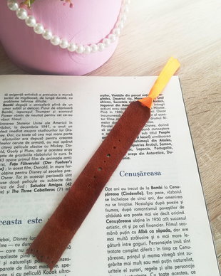 Semn de carte din piele naturala