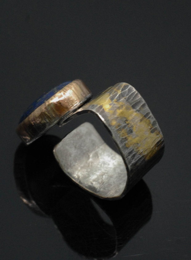 Inel din argint şi lapis cabochon, cu profil gold-filled