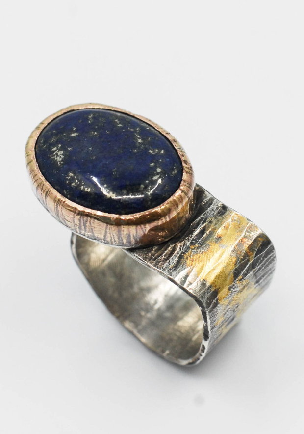 Inel din argint şi lapis cabochon, cu profil gold-filled
