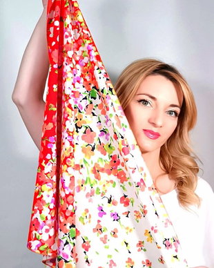 Vândut Eșarfă MELISSA - Din Colecția Eșarfelor de MAI