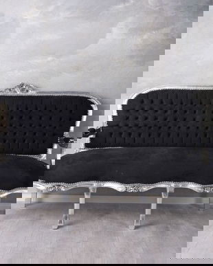 Sofa trei locuri din lemn masiv argintiu cu tapiterie neagra