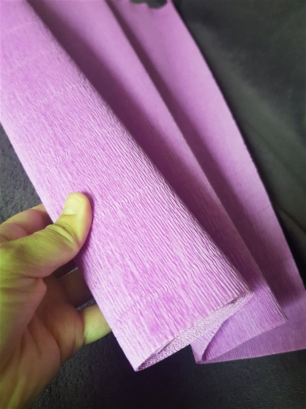 Hârtie floristica (50cmx2,5m) violet deschis