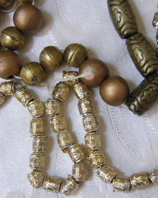 Margele auriu/bronz