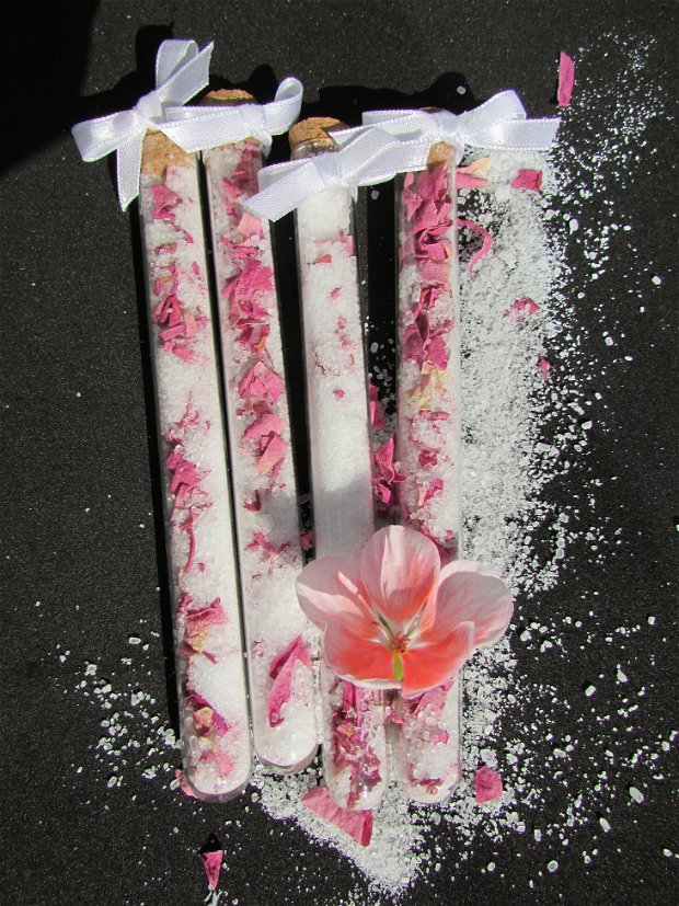 Mărturii nuntă eprubetă din sticlă cu petale de trandafir și sare de baie, Kandor Special Gifts