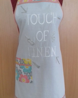 sort cu broderie mesaj