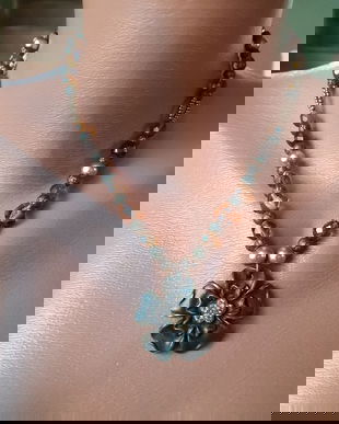 MINUNAT COLIER VINTAGE ANII 70 DIN BRONZ SI CRISTALE