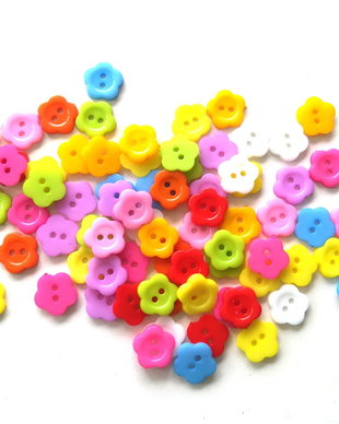 30 x Nasturi din plastic. Nasturasi colorati. Nasturi 14 mm