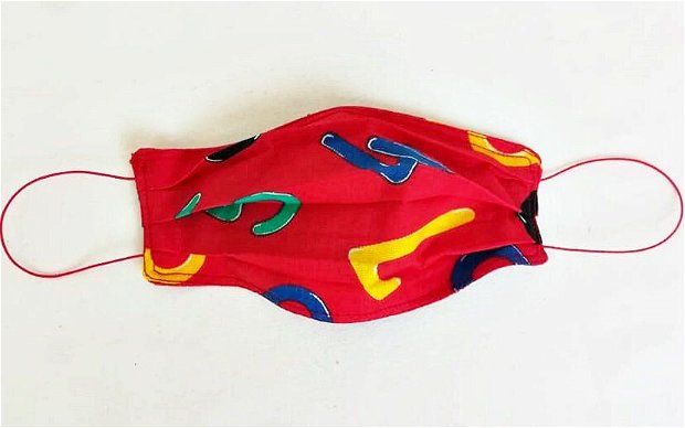 masca textila pentru copii ( rosie cu cifre )